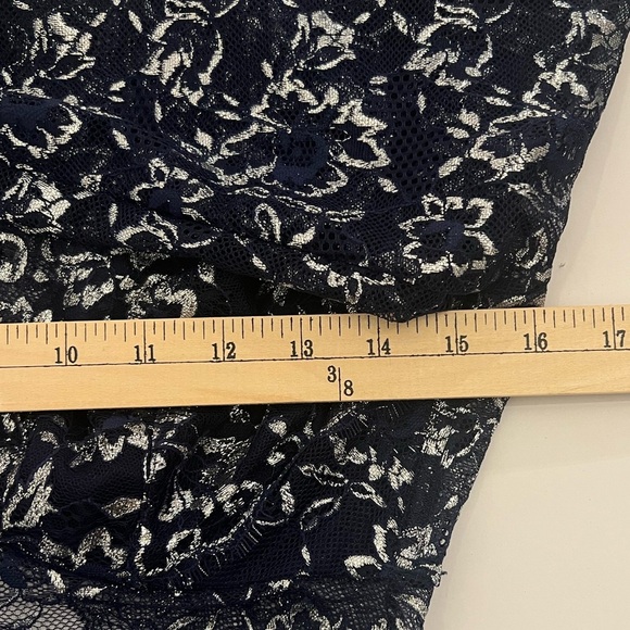 Victoria Secret Dream Angels Allure Shimmer Long-Sleeve Bra Longline Navy Large - Picture 14 of 15